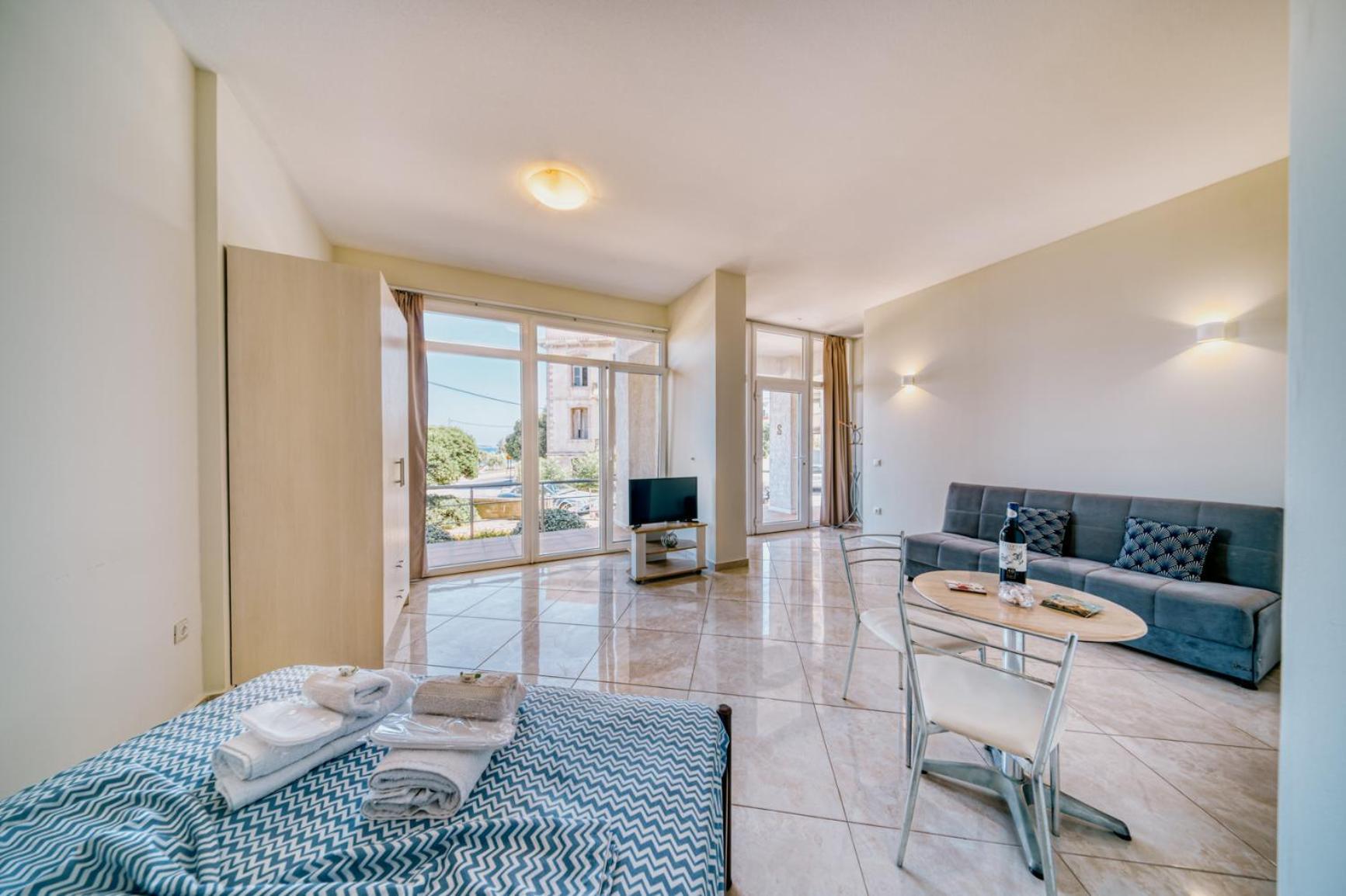 Bella Vista Studios Chios Town Exterior photo